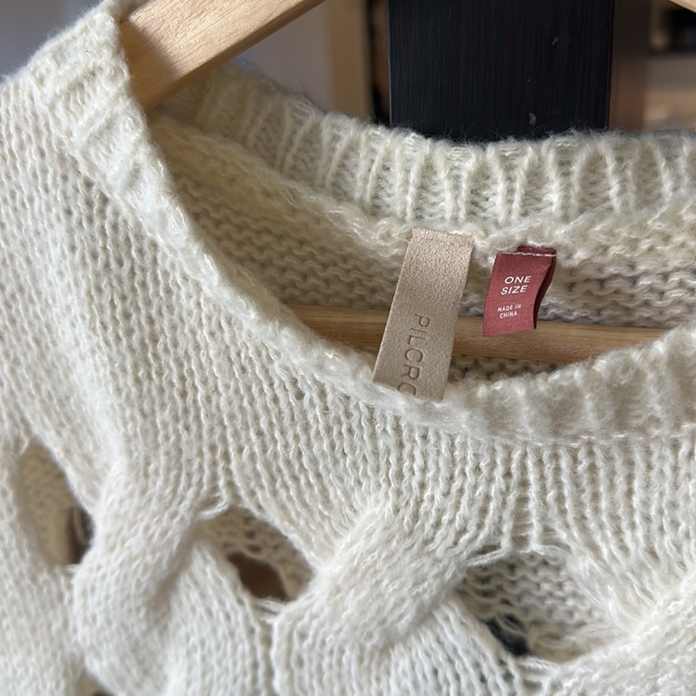 PILCRO Sweater Vest - Picture 6 of 7